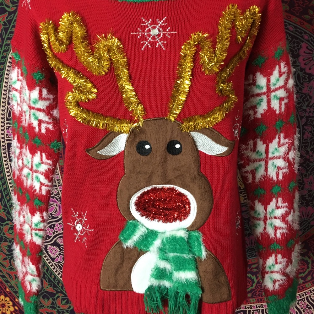 Cutest ugly Christmas sweater..🎅🏽🤶🏻